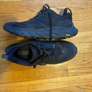 Hoka Men's Black and Blue Athletic Shoes